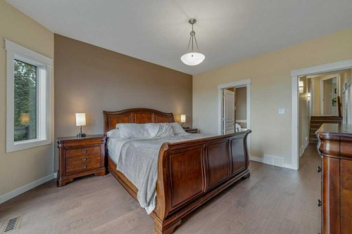 56 Canyoncrest Point West, Lethbridge, AB 