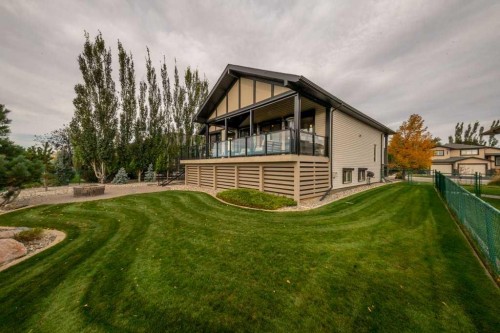 56 Canyoncrest Point West, Lethbridge, AB 