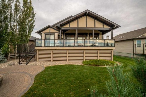 56 Canyoncrest Point West, Lethbridge, AB 