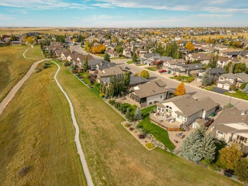 56 Canyoncrest Point West, Lethbridge, AB 