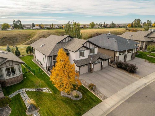 56 Canyoncrest Point West, Lethbridge, AB 