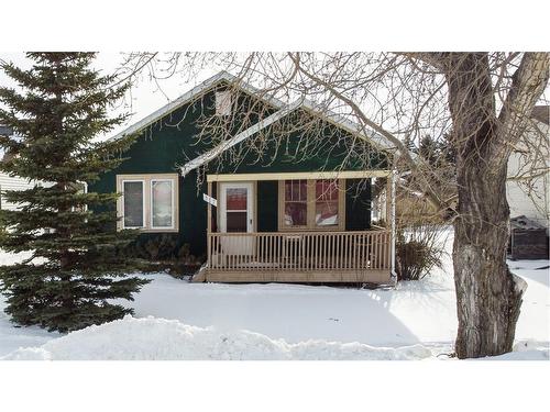 117 1St Ave Se, Falher, AB - Outdoor