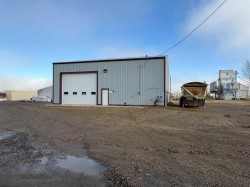 5705 49 Street  Grimshaw, AB T0H 1W0