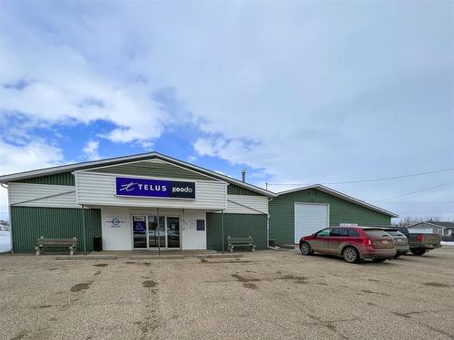 020 Central Avenue Ne, Falher, AB 