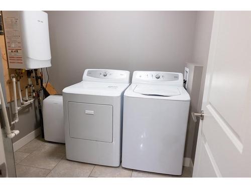 11322 105 Avenue, Grande Prairie, AB - Indoor Photo Showing Laundry Room