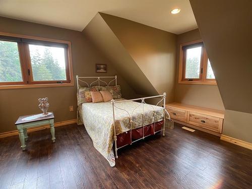 49 13415 Township Road 752A, Rural Big Lakes County, AB - Indoor Photo Showing Bedroom
