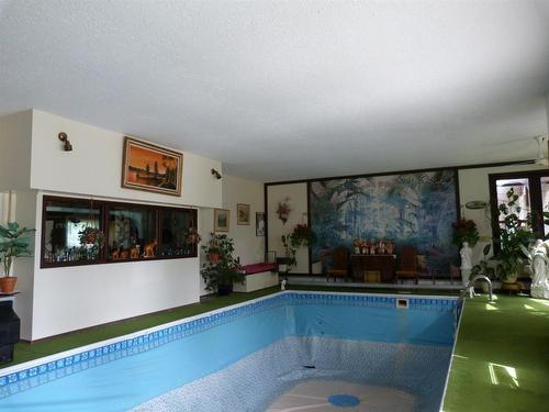 234034 Twp 860, Rural Northern Lights, County Of, AB - Indoor Photo Showing Other Room With In Ground Pool