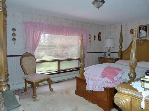 234034 Twp 860, Rural Northern Lights, County Of, AB - Indoor Photo Showing Bedroom