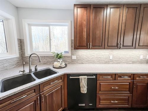 1 Key Cove Estates #5, Joussard, AB - Indoor Photo Showing Kitchen With Double Sink