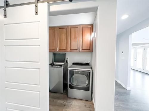 1 Key Cove Estates #5, Joussard, AB - Indoor Photo Showing Laundry Room