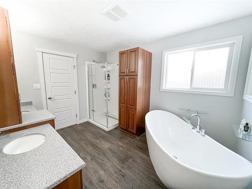 1 Key Cove Estates #5, Joussard, AB - Indoor Photo Showing Bathroom