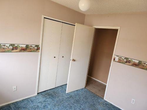 5410 52A Street, Berwyn, AB - Indoor Photo Showing Other Room