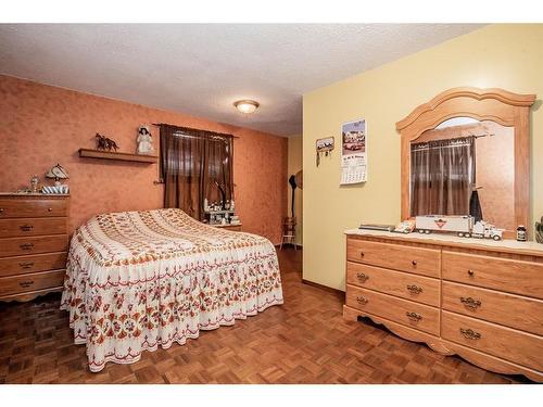 835034 234 Range, Rural Peace No. 135, M.D. Of, AB - Indoor Photo Showing Bedroom