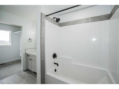 8557 72 Avenue, Grande Prairie, AB - Indoor Photo Showing Bathroom