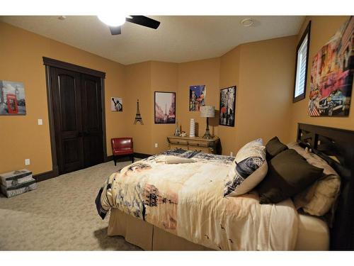 8102 Willow Grove Way, Rural Grande Prairie No. 1, County Of, AB - Indoor Photo Showing Bedroom