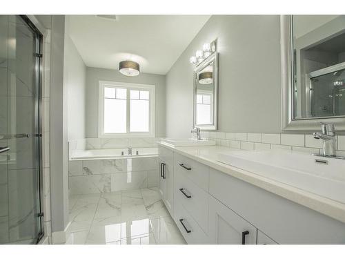13038 Royal Boulevard, Grande Prairie, AB - Indoor Photo Showing Bathroom