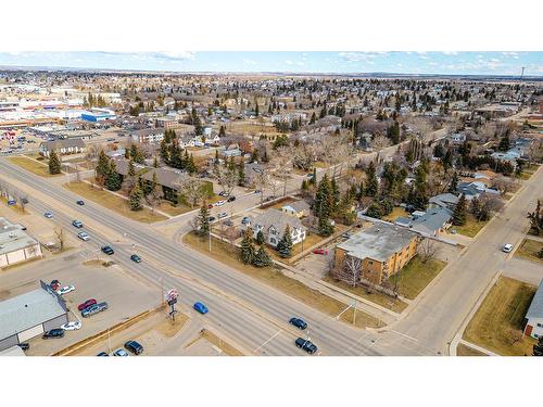 9931 106 Avenue, Grande Prairie, AB 