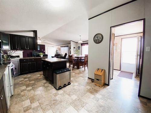 8366 Twp Rd 794, Rural Saddle Hills County, AB - Indoor Photo Showing Kitchen