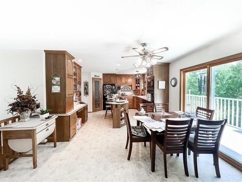 914058 Hwy 35, Manning, AB - Indoor Photo Showing Dining Room