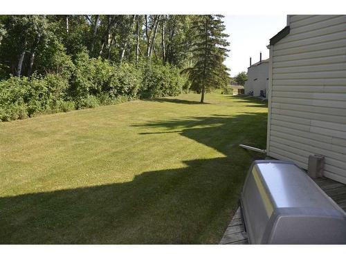 4-8205 98 Street, Peace River, AB - Outdoor