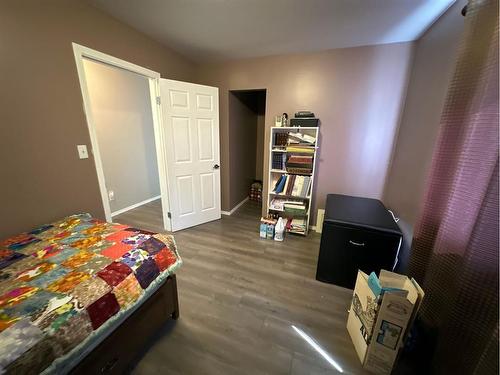 841047-Rr Rd 234 . Ridge North, Rural Northern Lights, County Of, AB - Indoor Photo Showing Bedroom