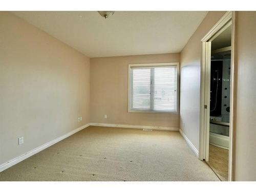 9130 128 Avenue, Peace River, AB - Indoor Photo Showing Other Room