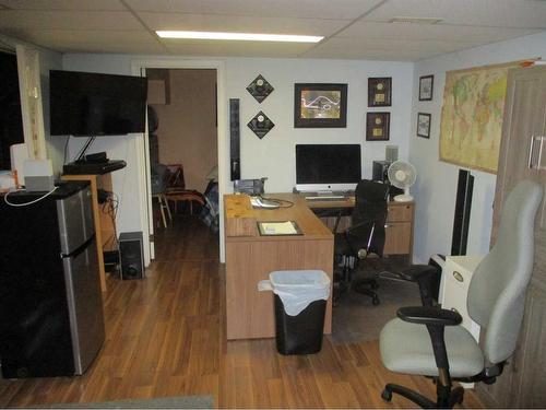 102 3Rd Avenue East, North Star, AB - Indoor Photo Showing Office