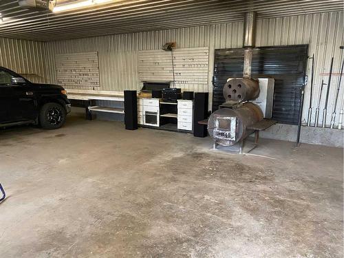 60037 Twp Rd 725, Clairmont, AB - Indoor Photo Showing Garage