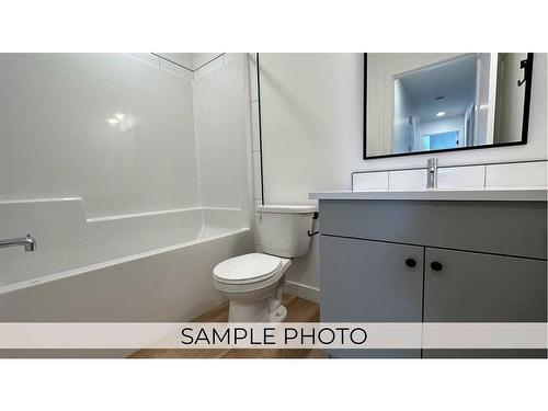 221-11850 84 Avenue, Grande Prairie, AB - Indoor Photo Showing Bathroom