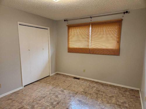 5805-49St-. ., High Prairie, AB - Indoor Photo Showing Other Room