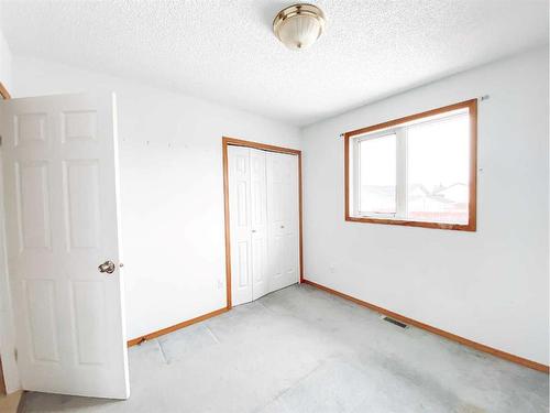 4535 46 Street, Rycroft, AB - Indoor Photo Showing Other Room