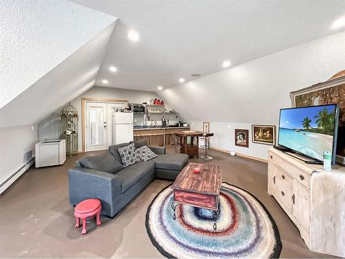 19132 Twp 825, Rural Northern Sunrise County, AB - Indoor