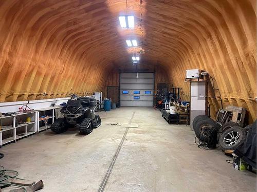 85211 Range Road 203, Rural Northern Sunrise County, AB - Indoor Photo Showing Garage