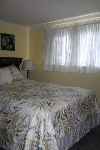414 3Rd Street Nw, Manning, AB - Indoor Photo Showing Bedroom