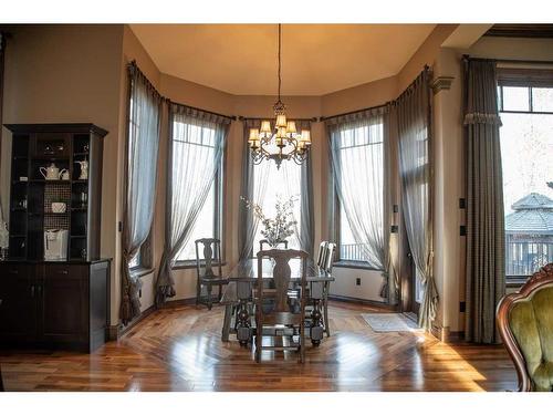 13 Chinook Crescent, High Level, AB - Indoor Photo Showing Dining Room