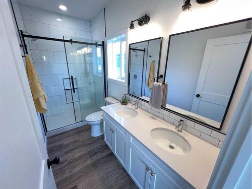 155-11850 84 Avenue, Grande Prairie, AB - Indoor Photo Showing Bathroom