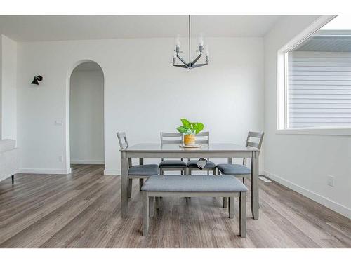 155-11850 84 Avenue, Grande Prairie, AB - Indoor Photo Showing Dining Room