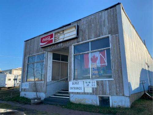 5010 47 Avenue, Spirit River, AB 