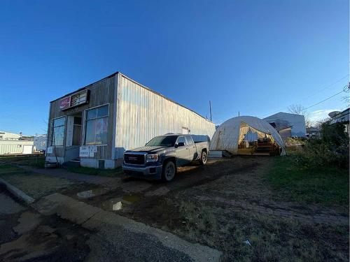 5010 47 Avenue, Spirit River, AB 