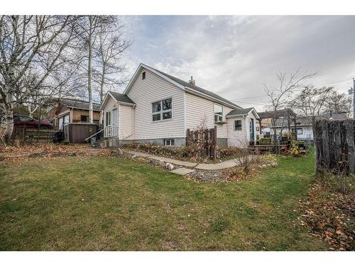 10123 106 Ave, Peace River, AB - Outdoor