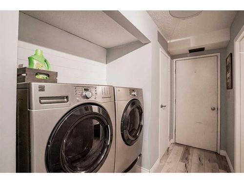 5202 54A Ave, Berwyn, AB - Indoor Photo Showing Laundry Room