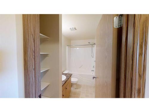 12015 Royal Oaks Drive, Grande Prairie, AB - Indoor Photo Showing Bathroom