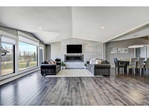 715084B Range Rd 65, Rural Grande Prairie No. 1, County Of, AB - Indoor Photo Showing Living Room With Fireplace