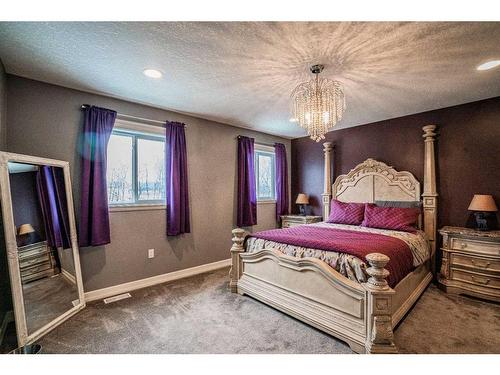 842007 Range Road 222, Rural Northern Lights, County Of, AB - Indoor Photo Showing Bedroom