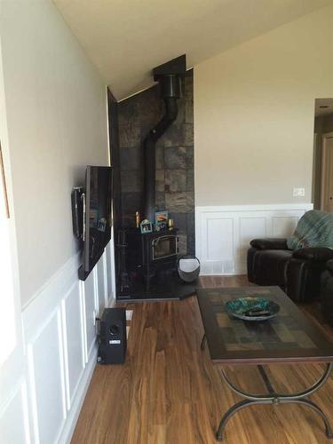 10410 90 Street, Peace River, AB - Indoor With Fireplace