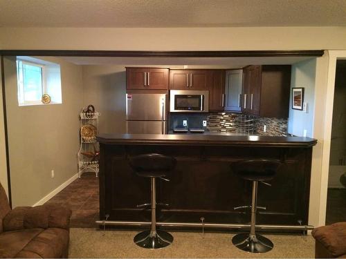 10410 90 Street, Peace River, AB - Indoor Photo Showing Kitchen