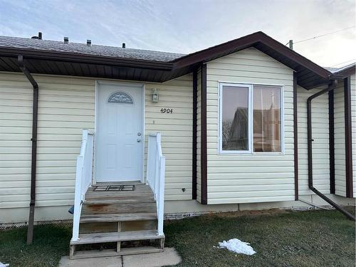 4904 50 Street, Grimshaw, AB - Outdoor With Exterior