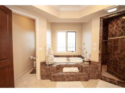 2-714040 Range Road 71, Grande Prairie, AB - Indoor Photo Showing Bathroom