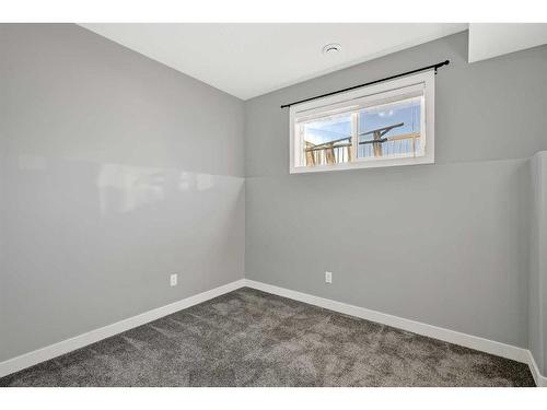 9543 113 Avenue, Clairmont, AB - Indoor Photo Showing Other Room
