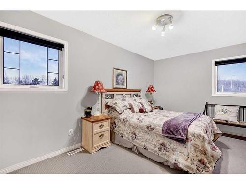 9301 61 Avenue, Grande Prairie, AB - Indoor Photo Showing Bedroom